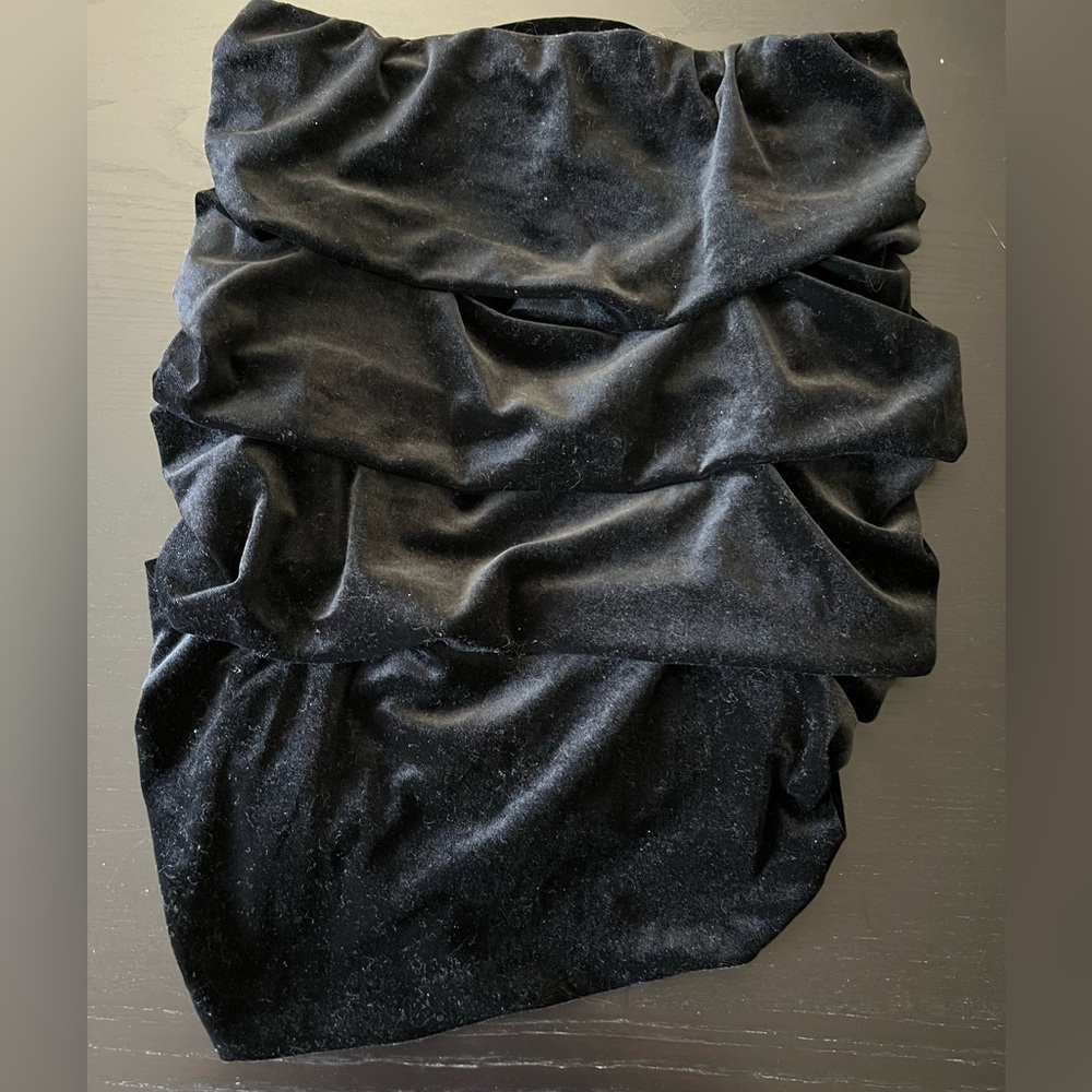 Like new velvet ruched mini skirt. - Picture 2 of 3